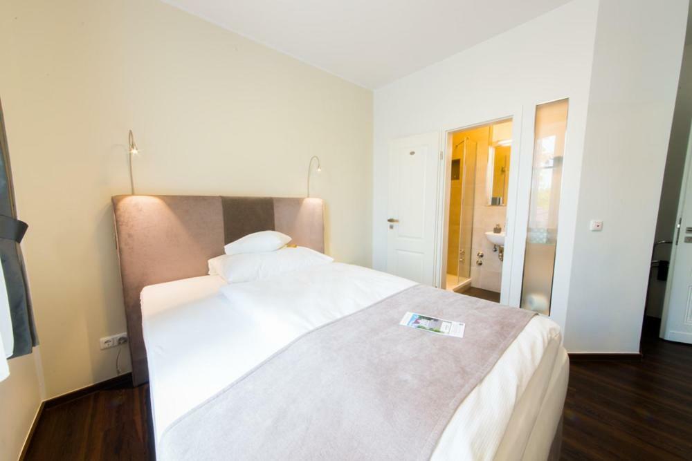 Landhotel Alte Toepferei Duisburg Luaran gambar