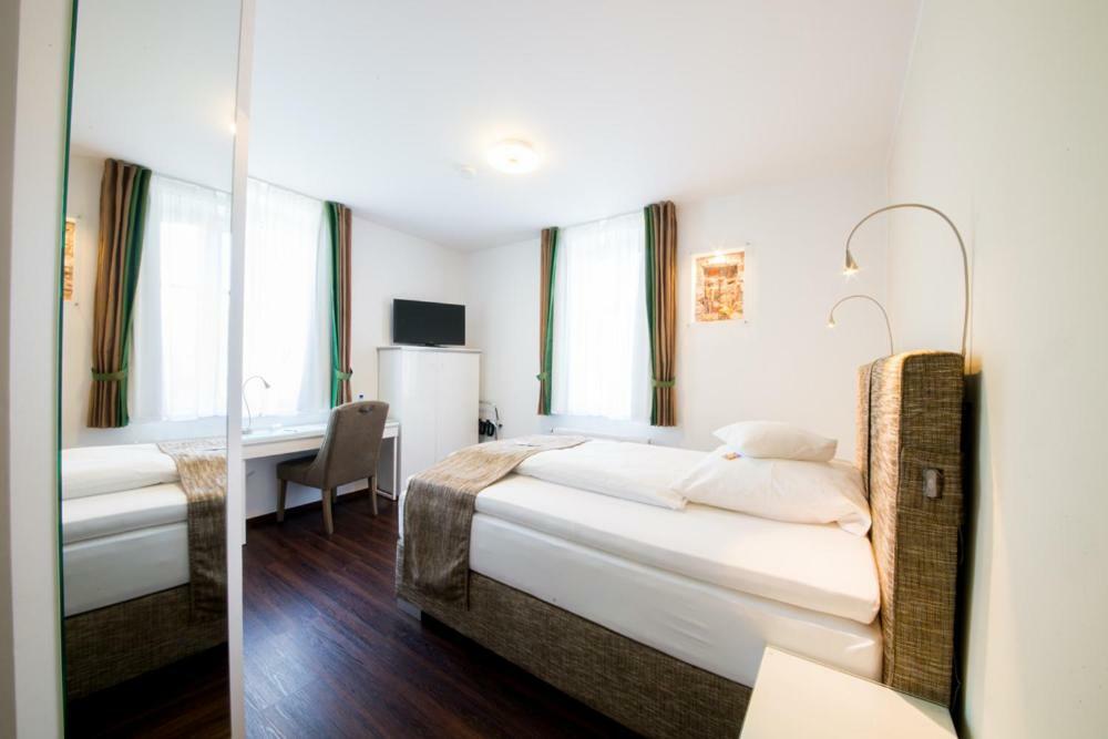 Landhotel Alte Toepferei Duisburg Luaran gambar